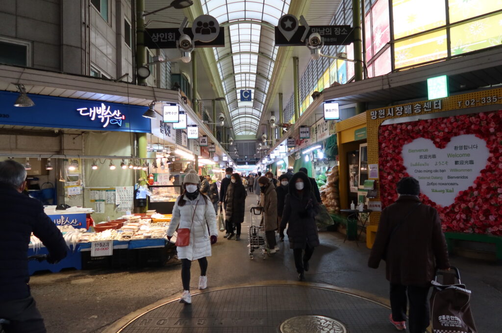 首爾最具代表性的傳統市場之一 望遠市場