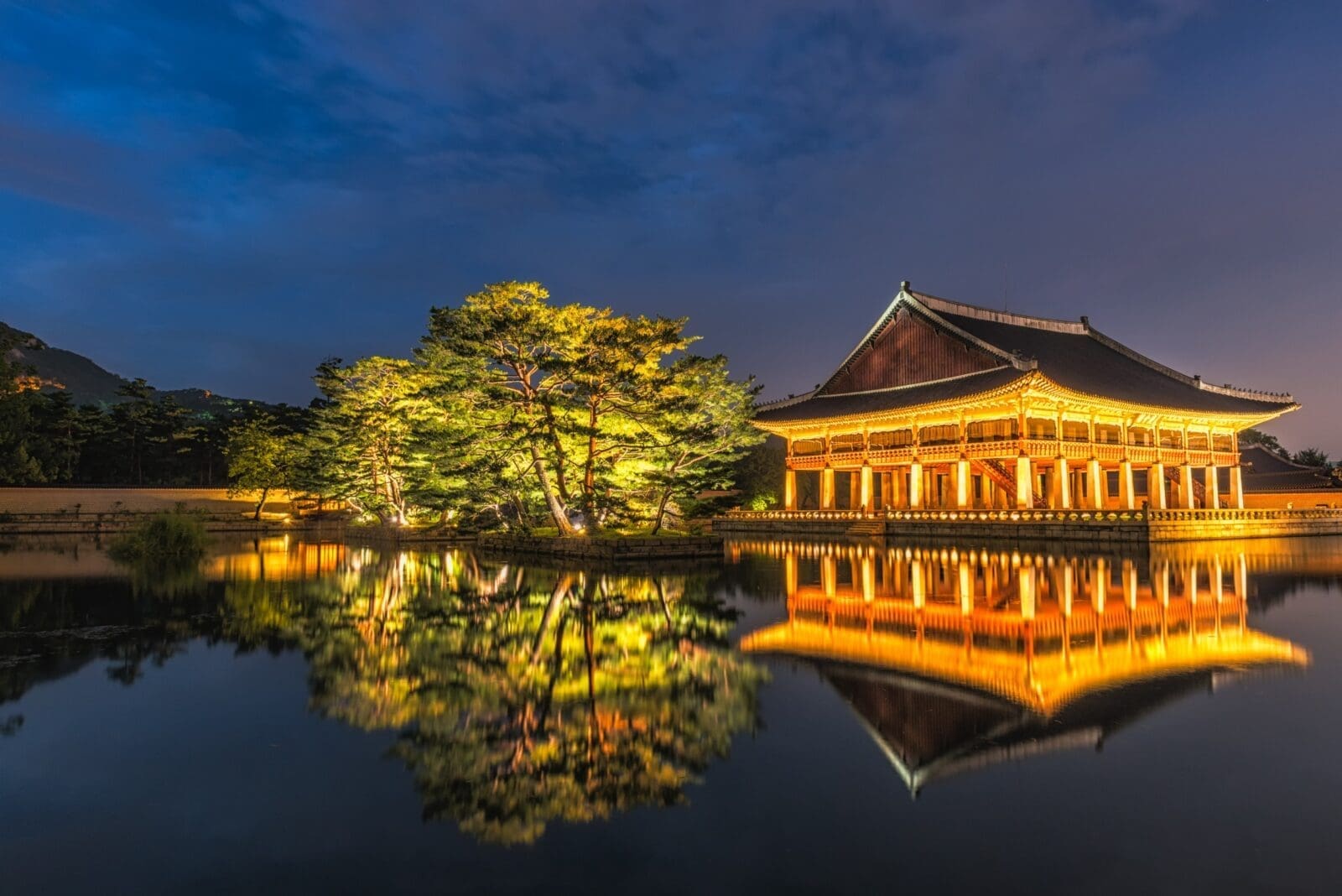 韓國夜間古蹟參觀活動(景福宮,昌德宮,德壽宮,華城行宮)
