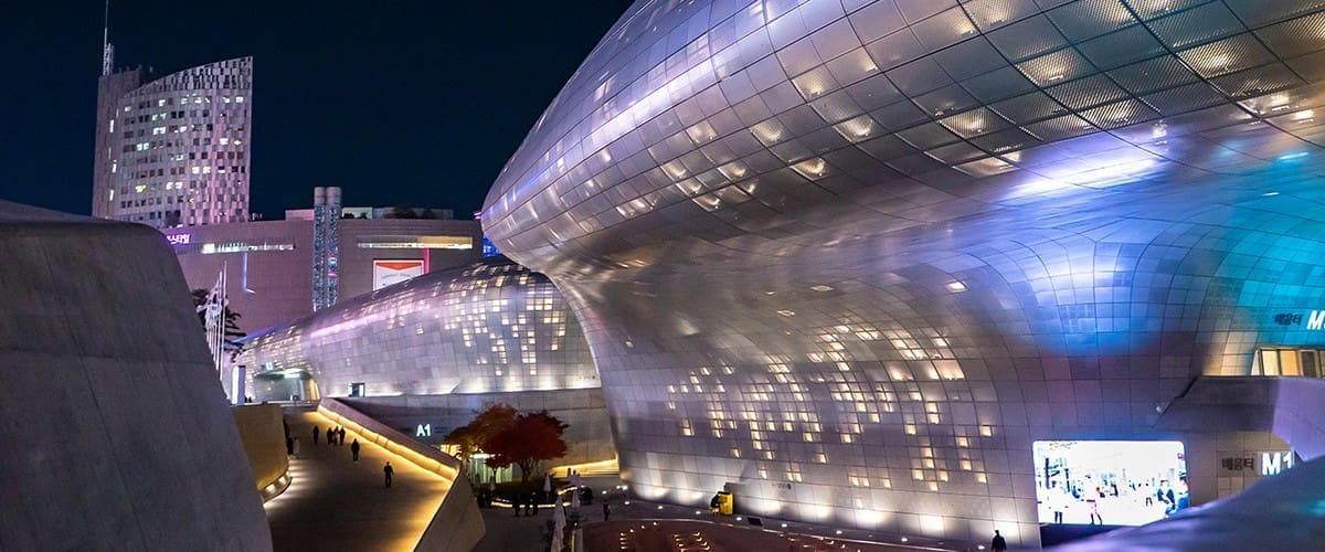 東大門設計廣場（DDP）Dongdaemun Design Plaza