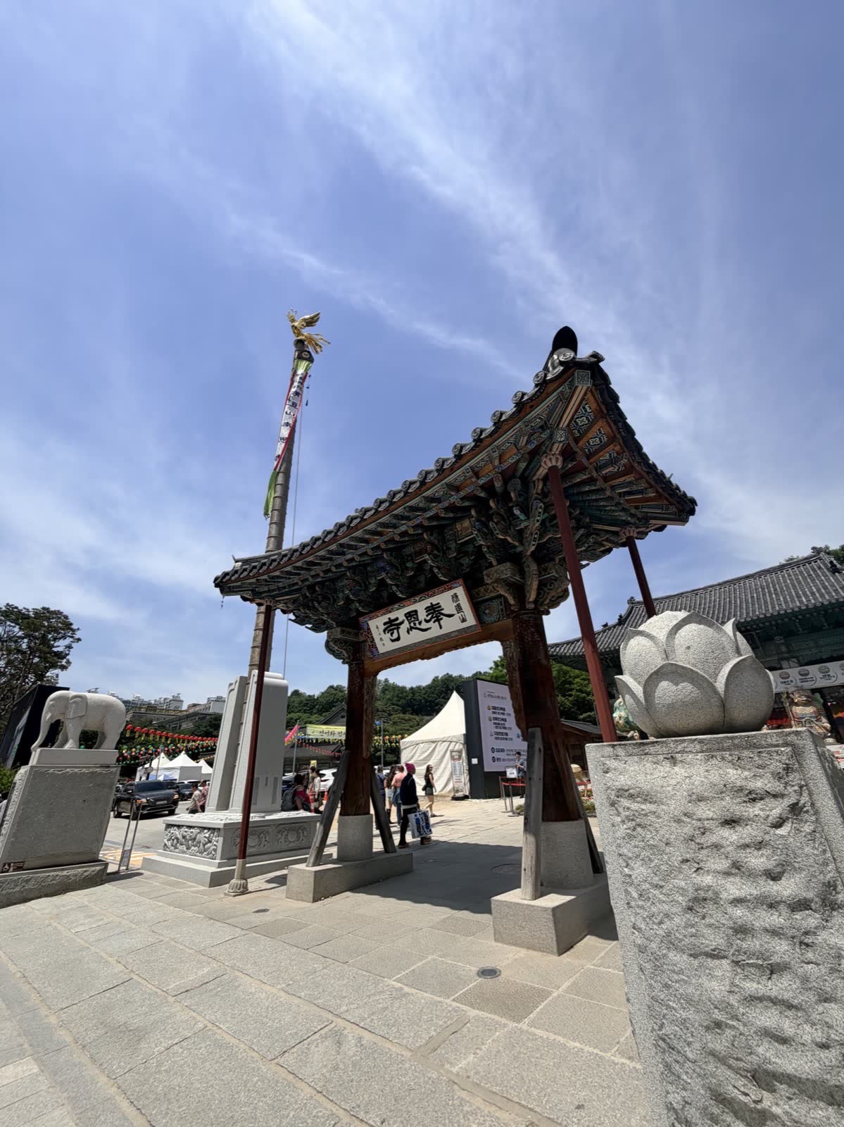 首爾奉恩寺攻略|交通、參拜、祈福手鍊與 COEX 怎麼排
