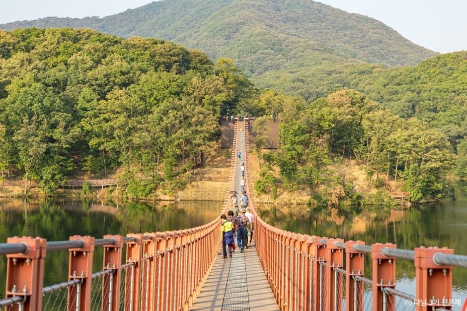 馬場湖吊橋