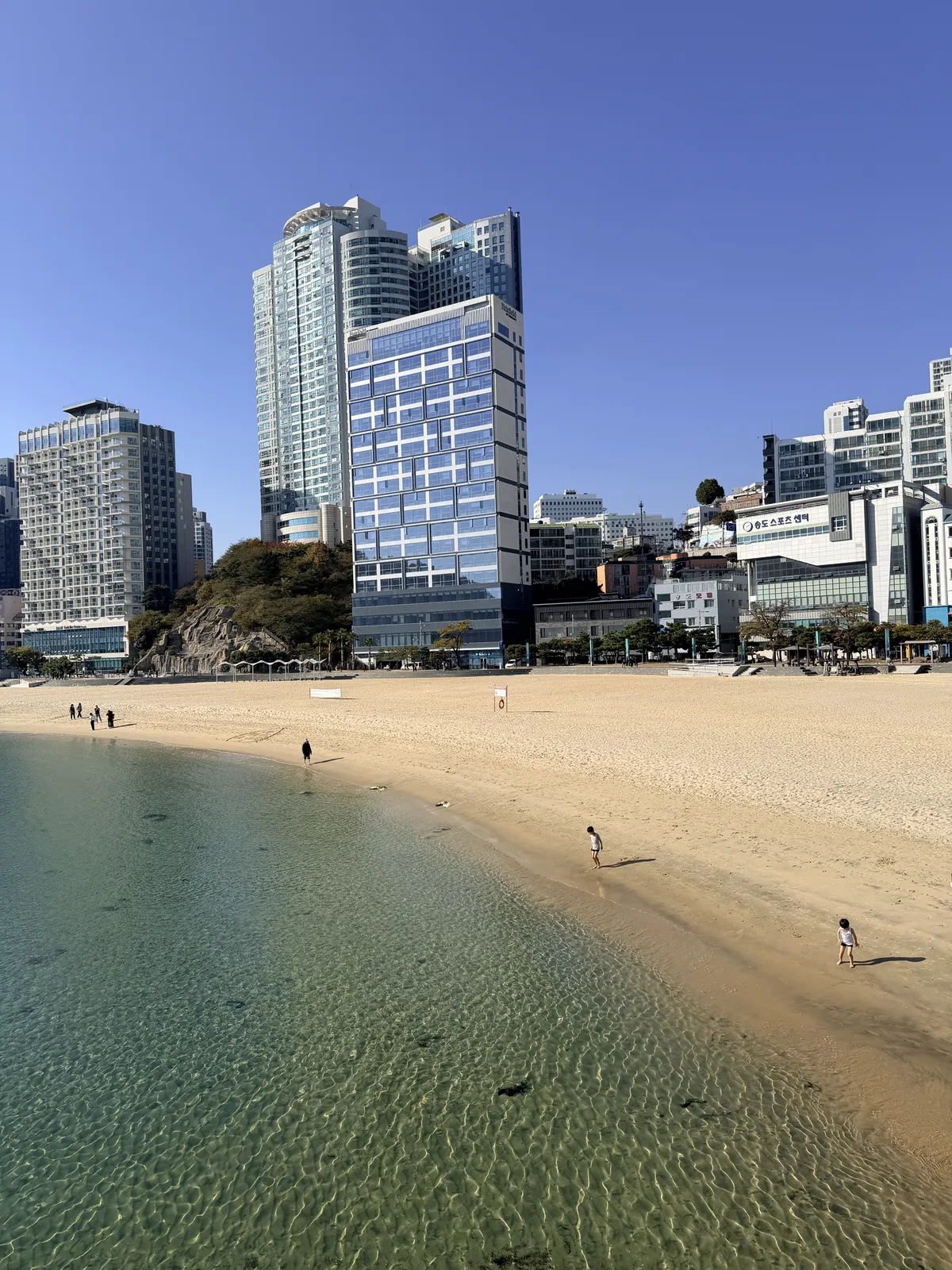 松島天空步道旁的松島海水浴場沙灘