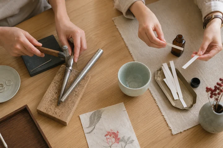 首爾手作體驗攻略｜銀戒、調香、泡菜與沉浸式展覽怎麼排？