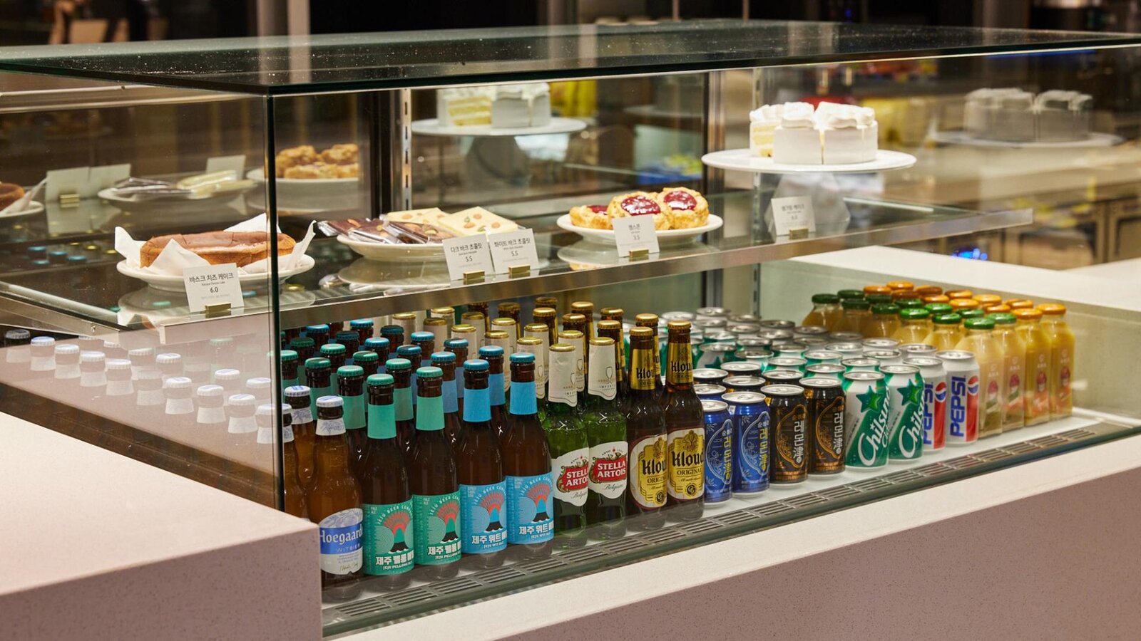 C`cafe 餐廳的用餐區