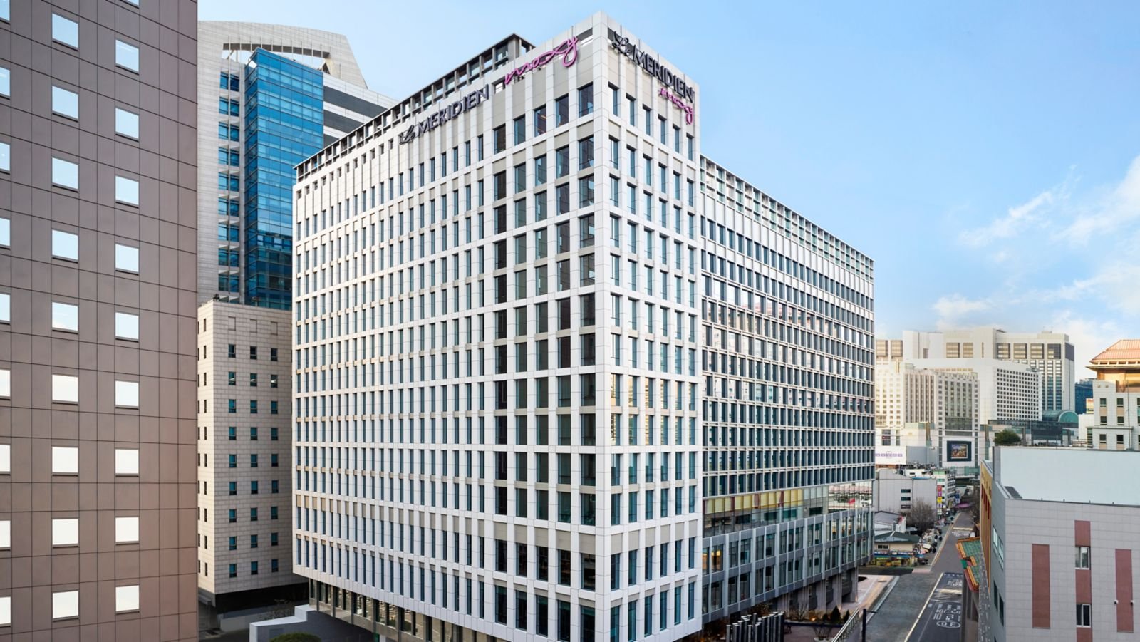 首爾明洞 Moxy 酒店建築與街區