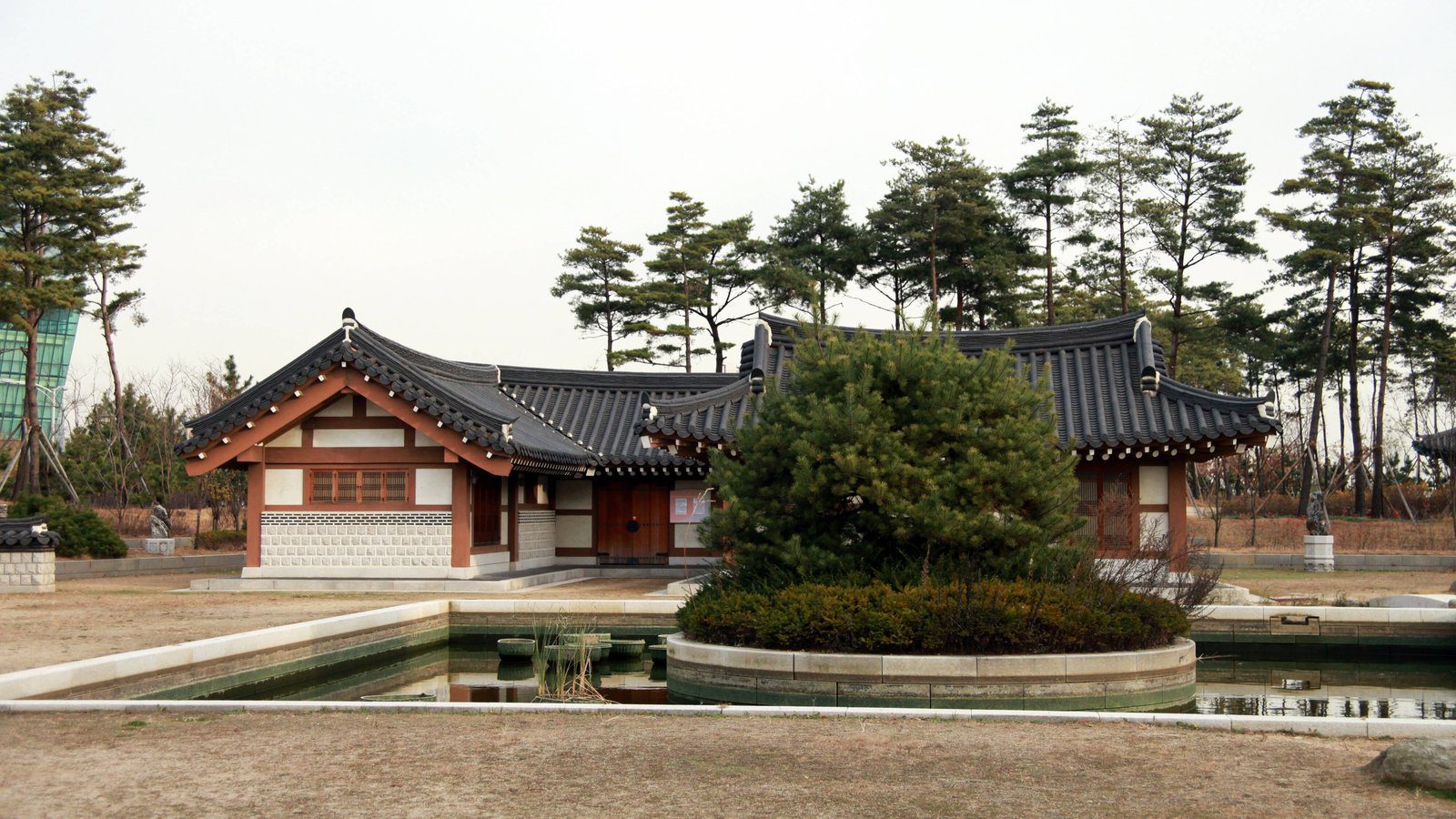 松島中央公園的綠地與水岸