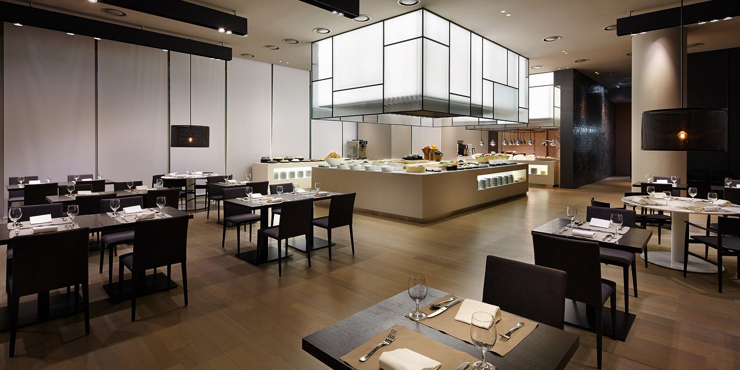 新羅舒泰驛三的餐廳用餐空間
