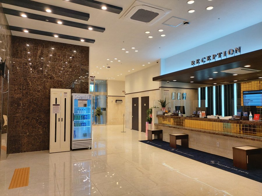 昌原館大廳的接待櫃台