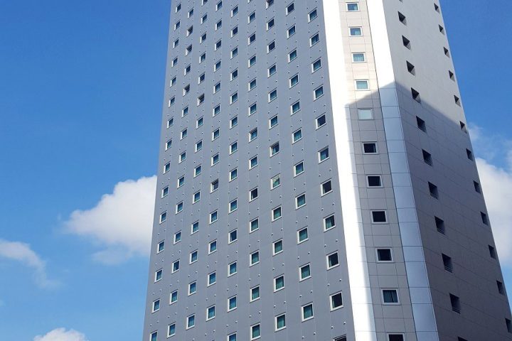 東橫 INN 釜山海雲台 2 號館的大樓外觀