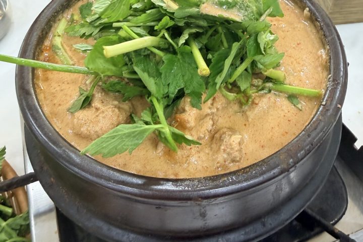 光州英美鴨肉湯攻略｜영미오리탕 老店背景、菜單與吃法實拍